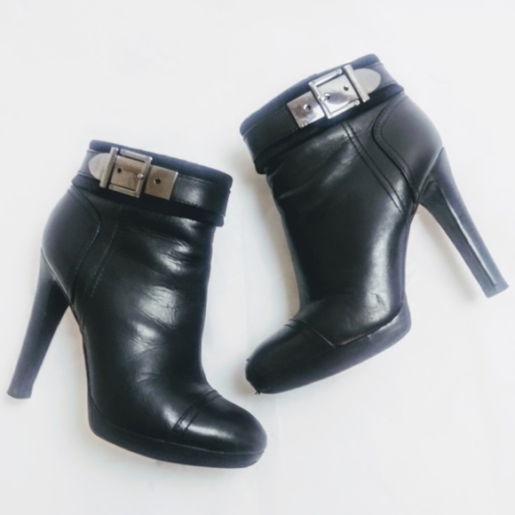Tory Burch Shoes - TORY BURCH BLACK LEATHER SUEDE ANKLE BOOTIES VGUC